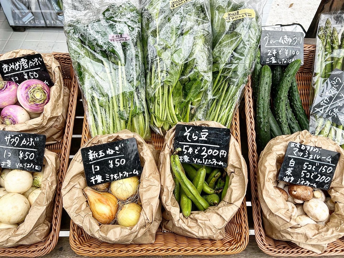 目黒マルシェでは野菜の量り売りも