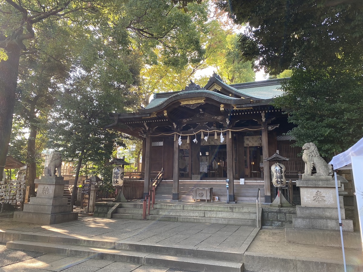 中目黒八幡神社をガイド