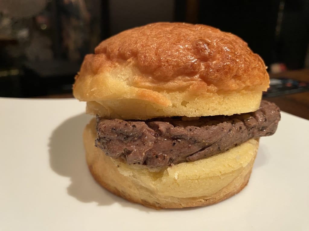 パイナップルパンバーガー