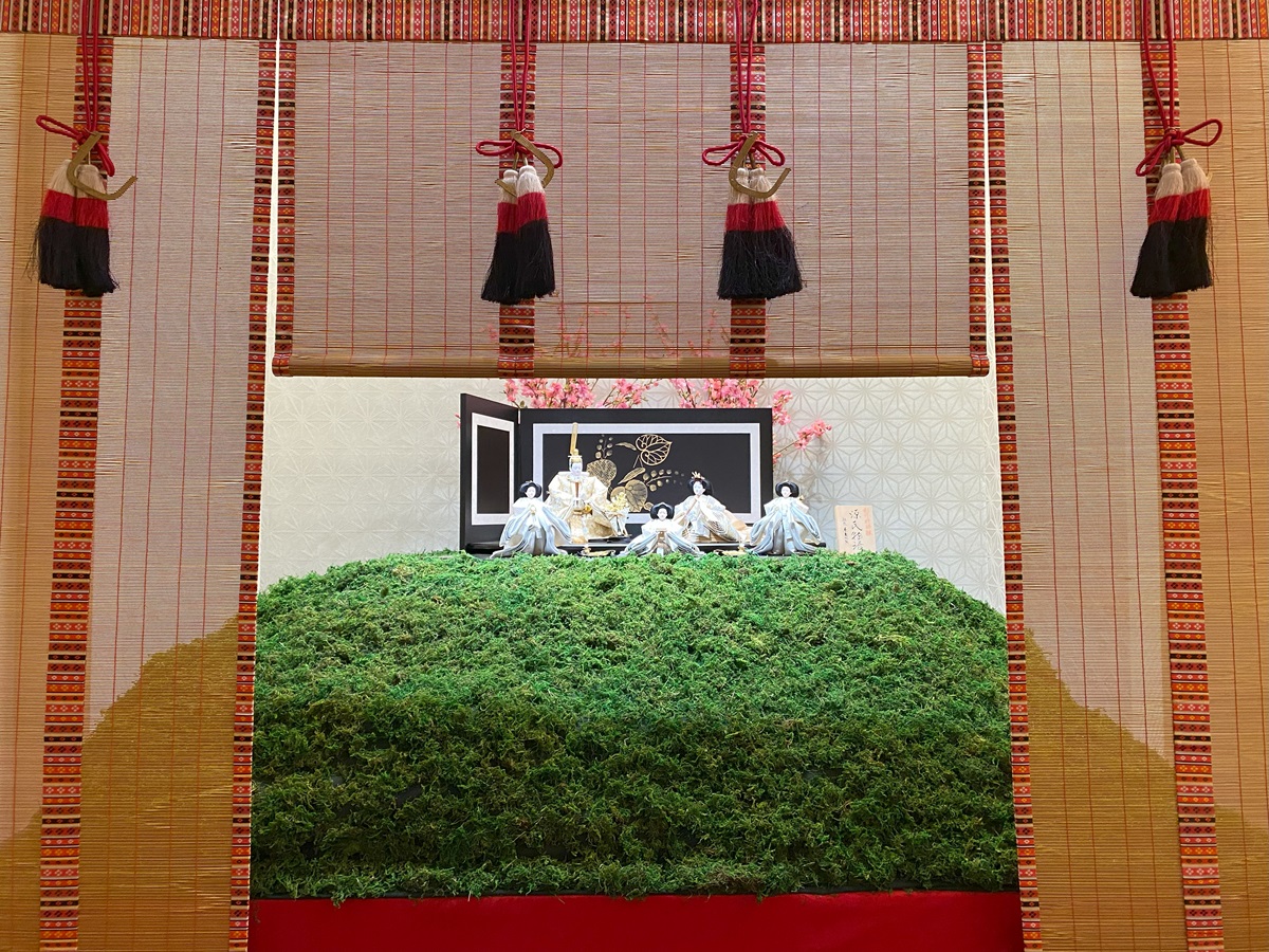 雛山とよばれる宮崎県綾町の伝統的な飾り方