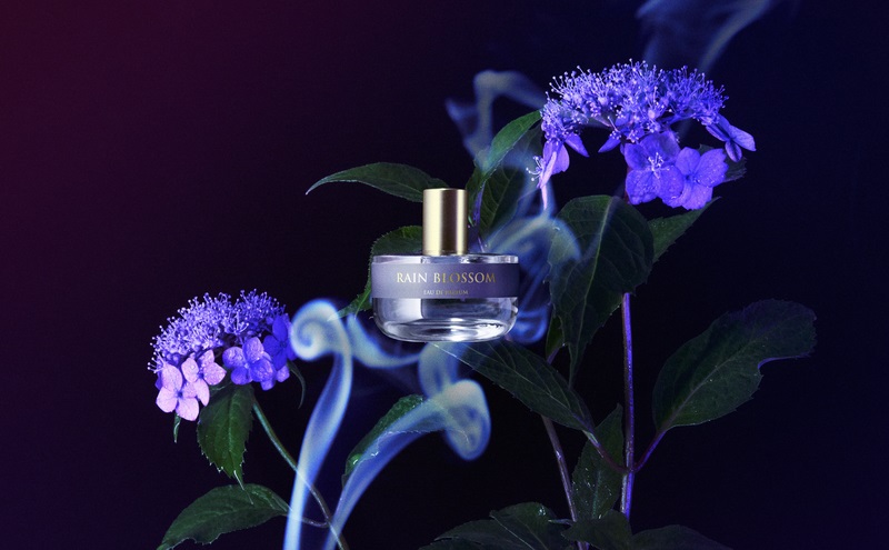“紫陽花の咲く、雨の古寺”をイメージした夏の新作香水