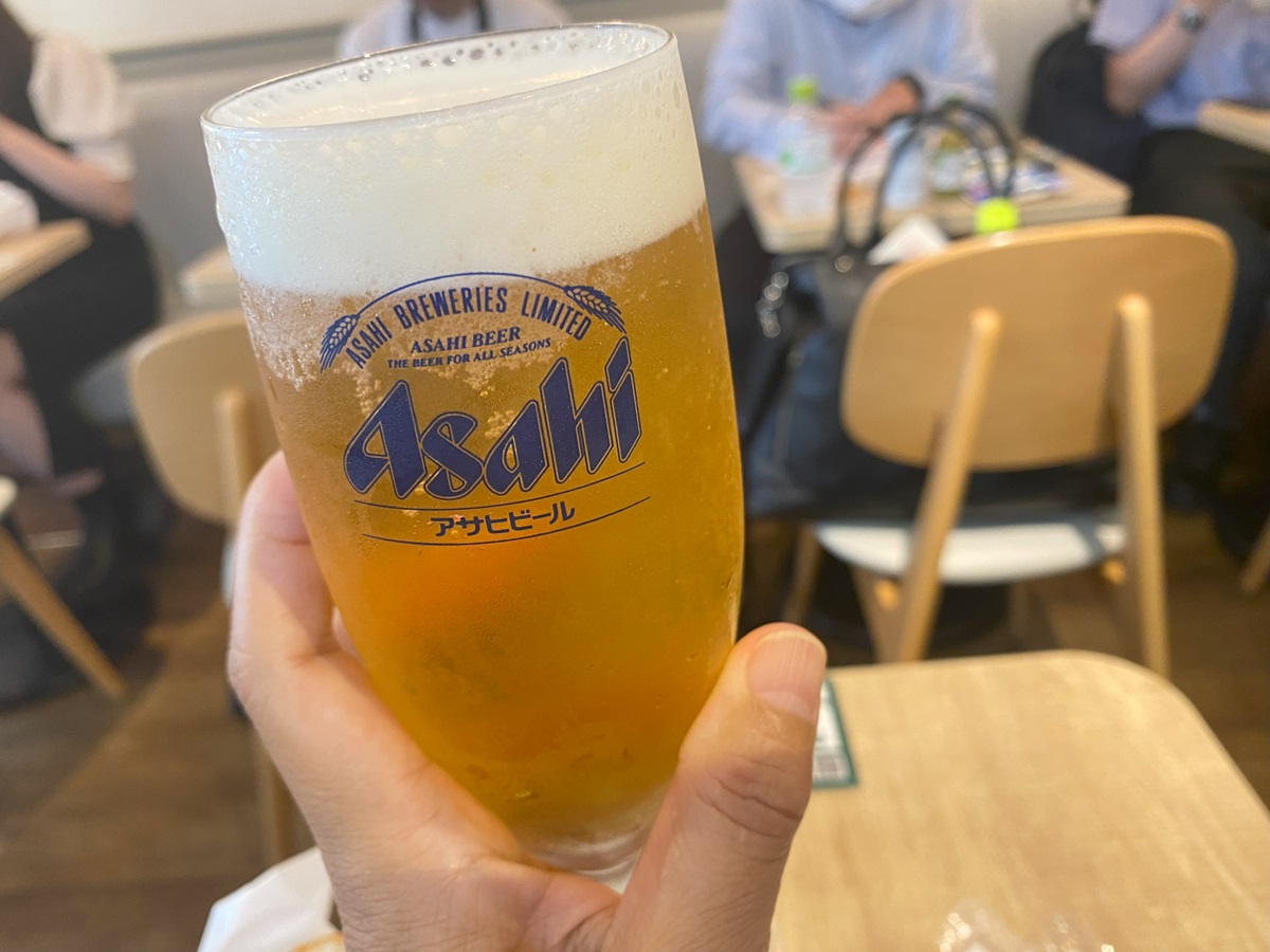 生ビールを楽しめるフレッシュネスバーガー