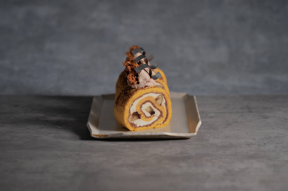 チョコレートとバナナのロールケーキ