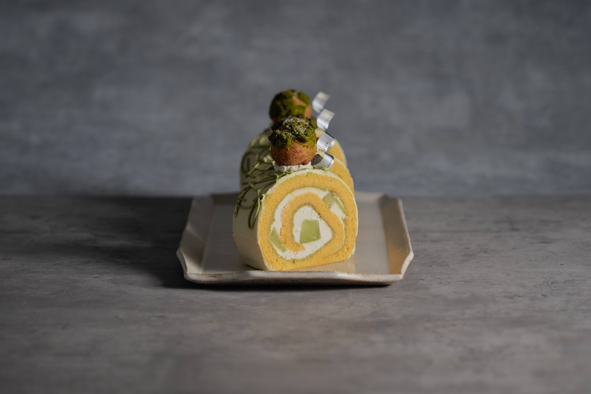 メロンのロールケーキ