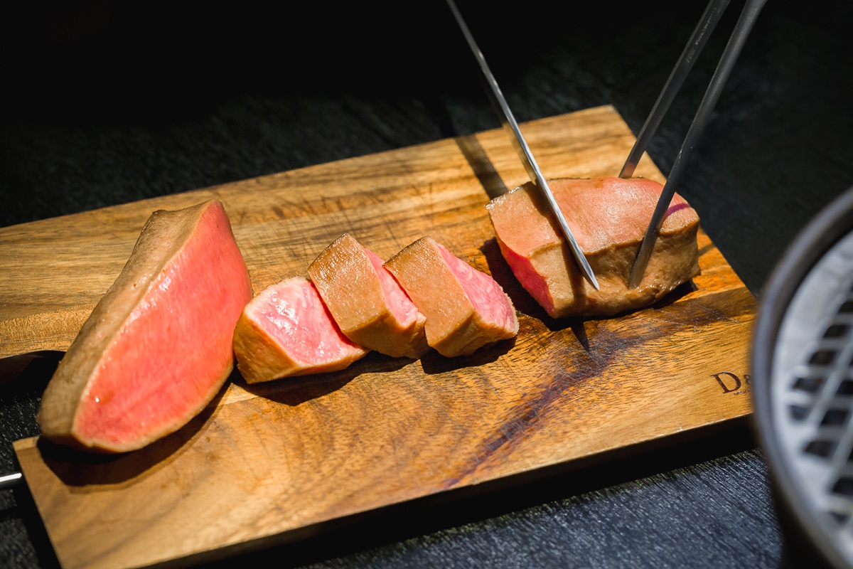 究極の一本タンが名物の目黒店