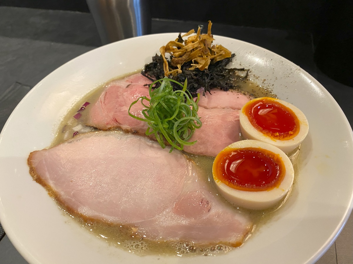 鶏二ボらぁ麺+味玉