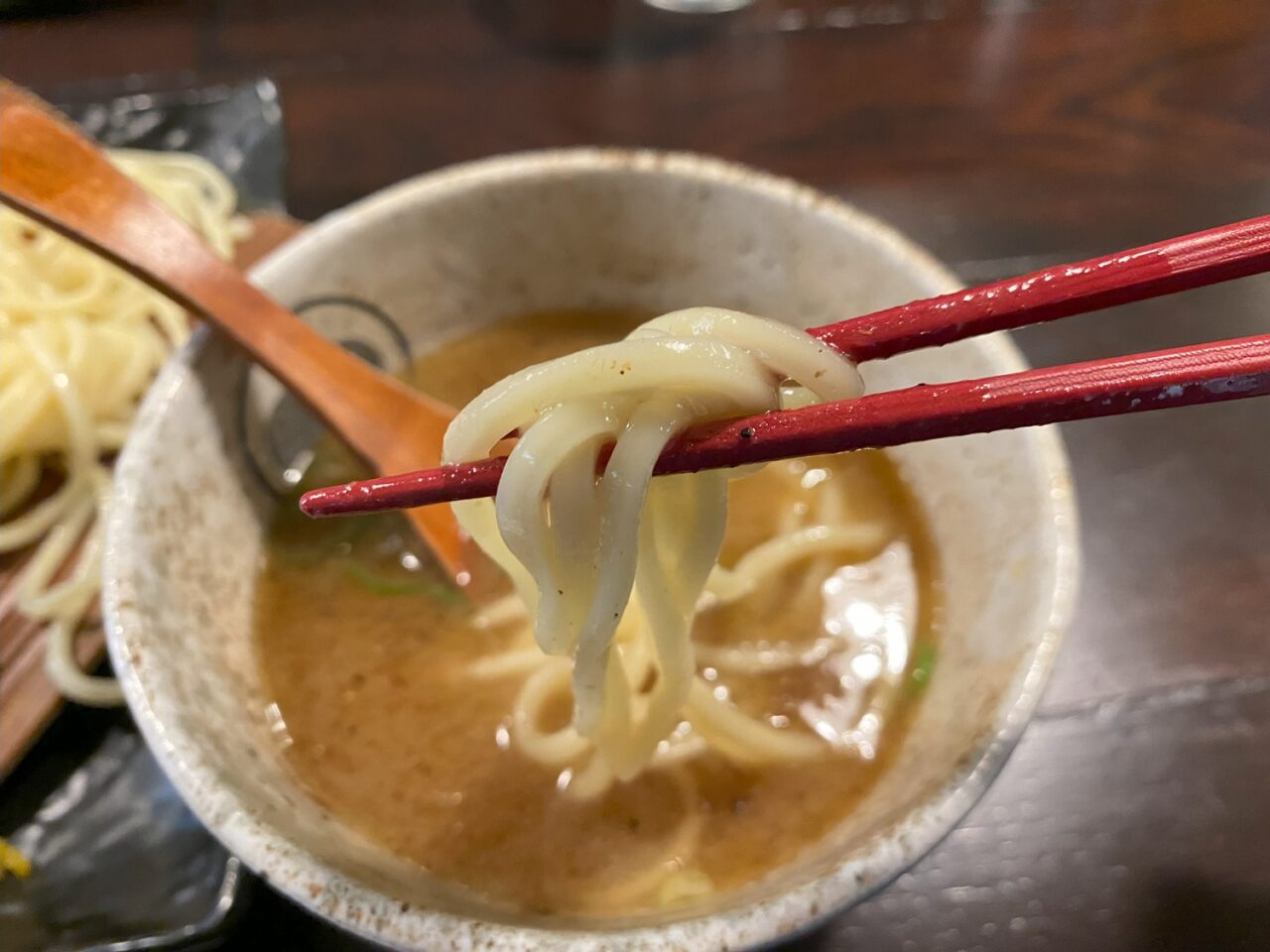 麺は三河屋製麺特注