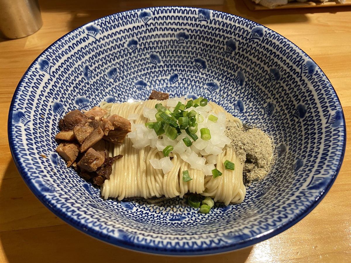 時しらずの「二度麺」