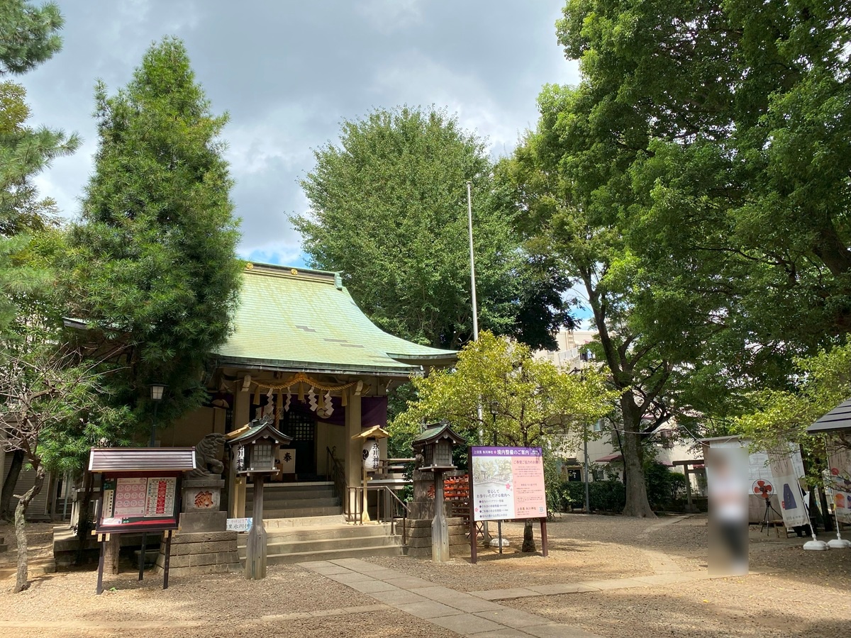 上目黒氷川神社境内