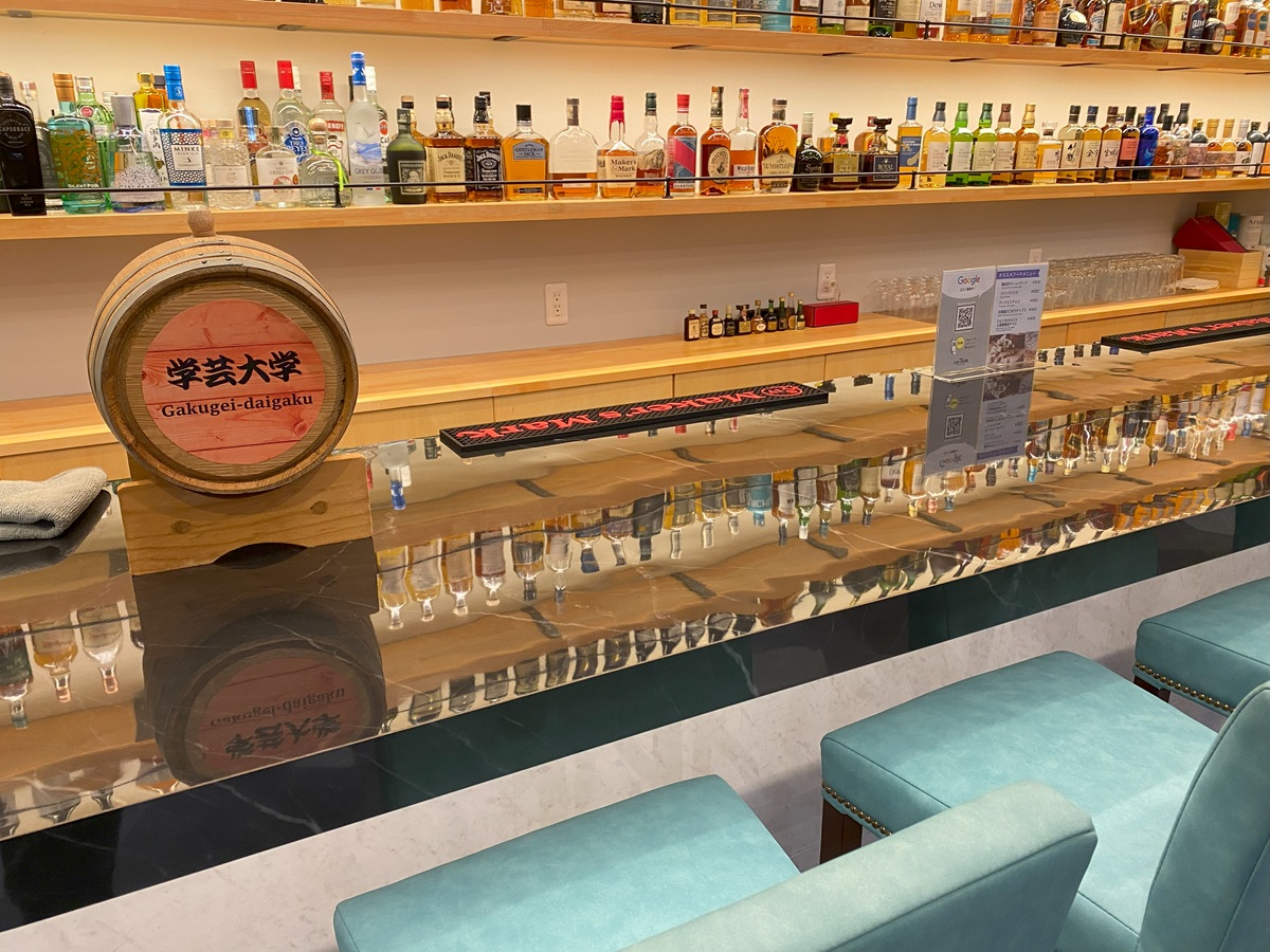お酒の美術館　学芸大学駅前店オリジナルのお酒も