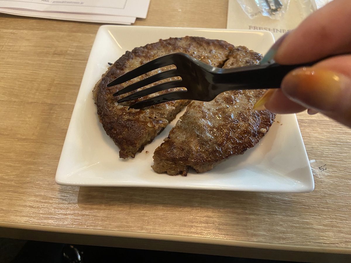 クラシックバーガーに使われているパティ