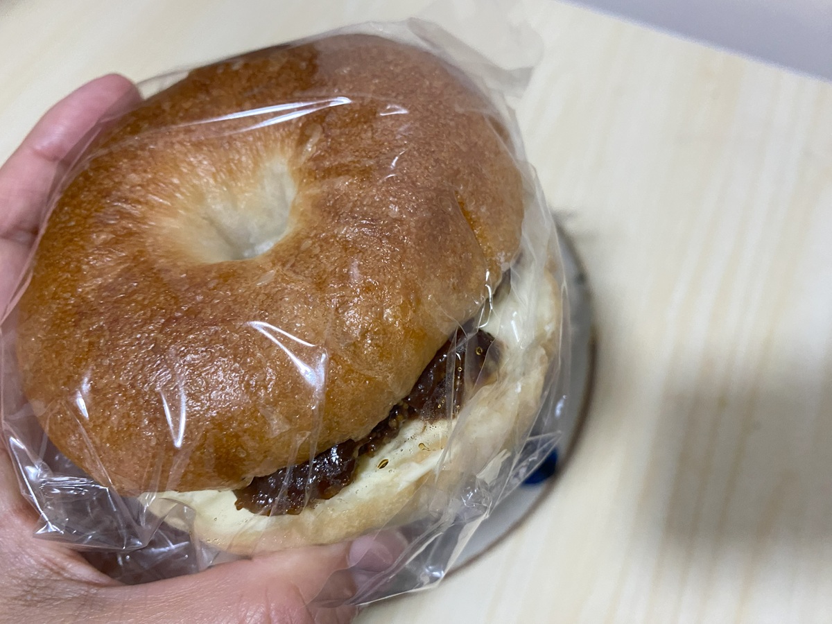クリームチーズといちじくの和ベーグル