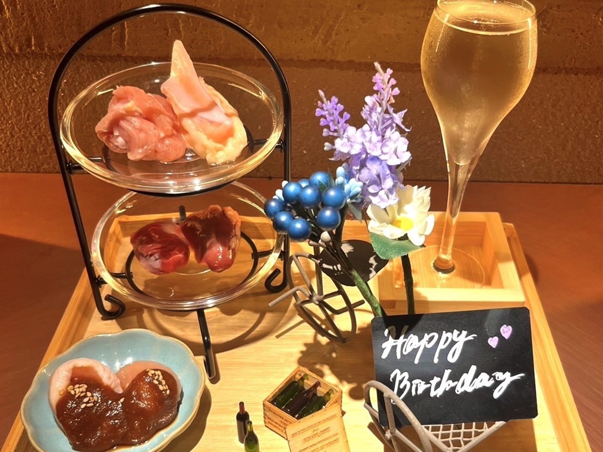 とりプル商品|その3 「フォトジェ肉記念日プレート」