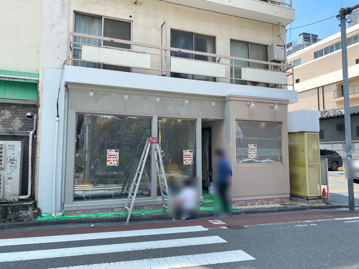 本格的な韓国飲み屋屋台料理を提供