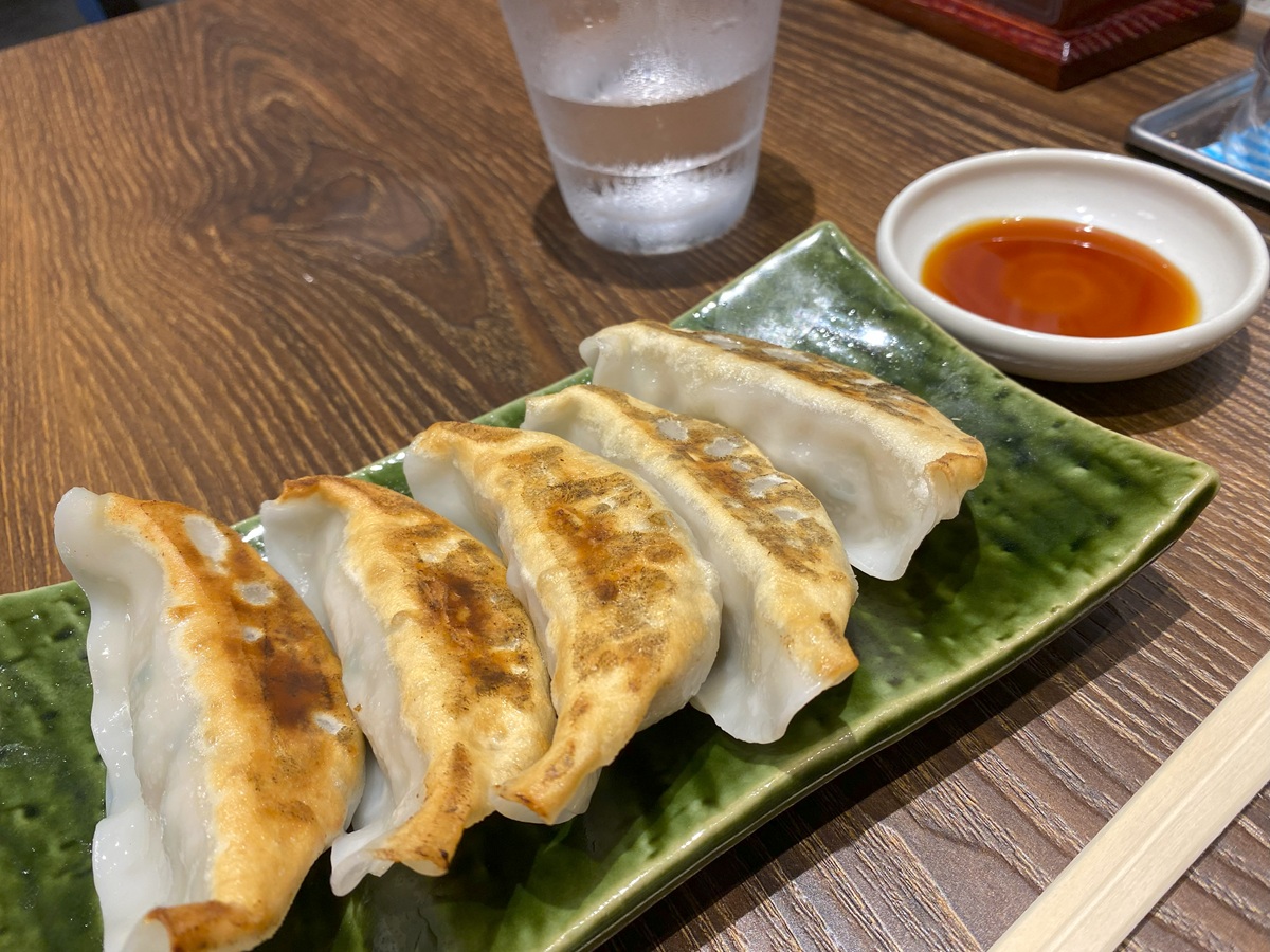 餃子が先に到着