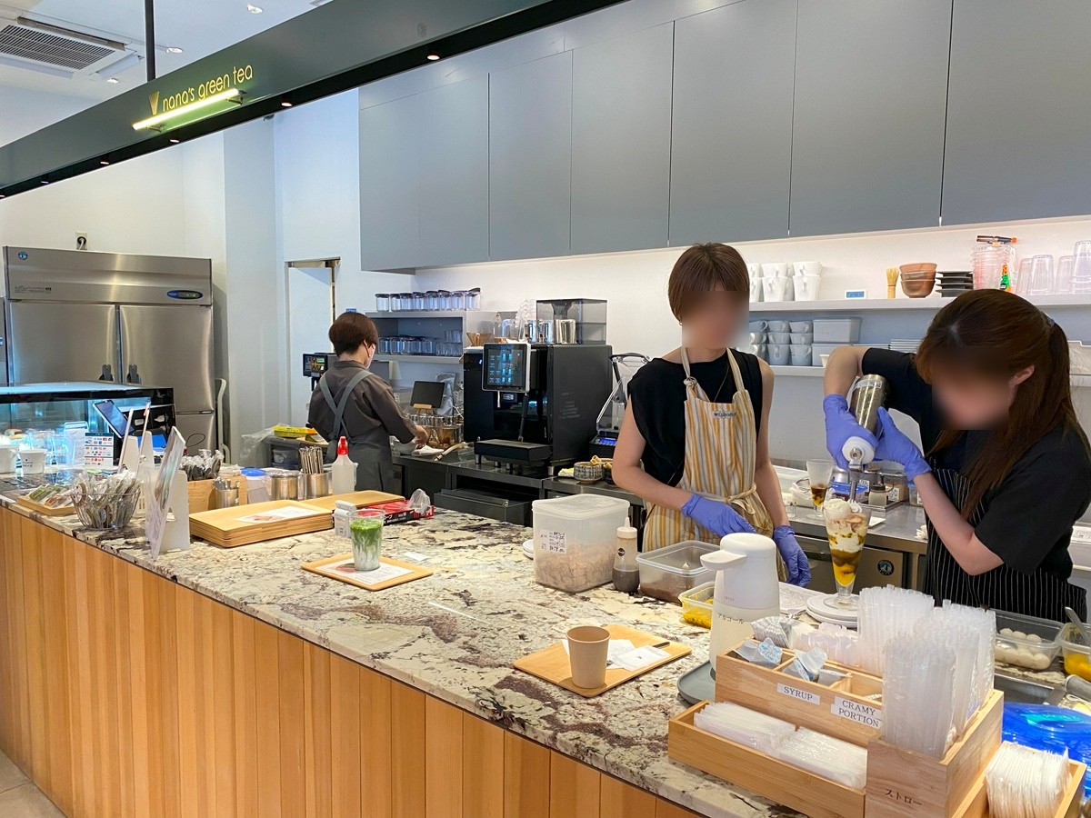 nana's green teaのテイクアウトカウンター