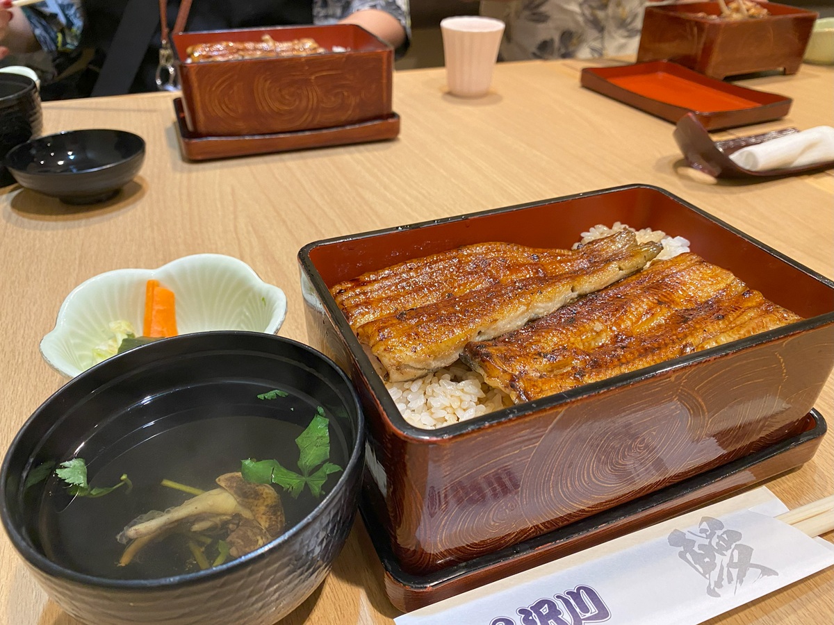 うなぎの八沢川 松重