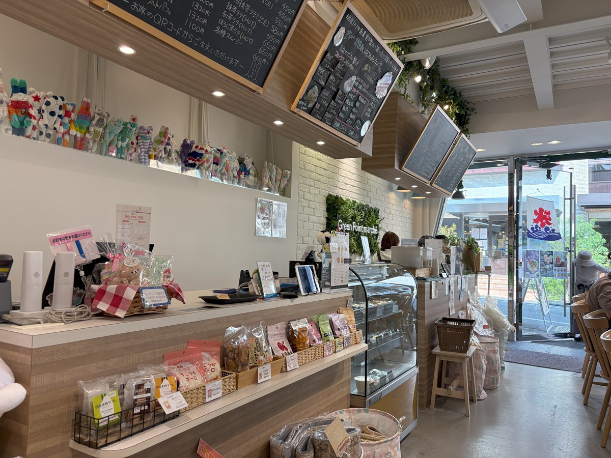 グリーンポイントマルシェの店内