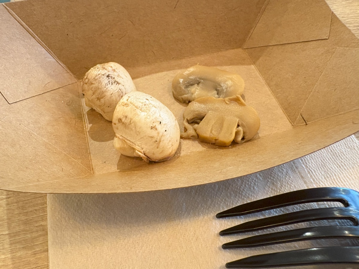 マッシュルームの食べ比べ