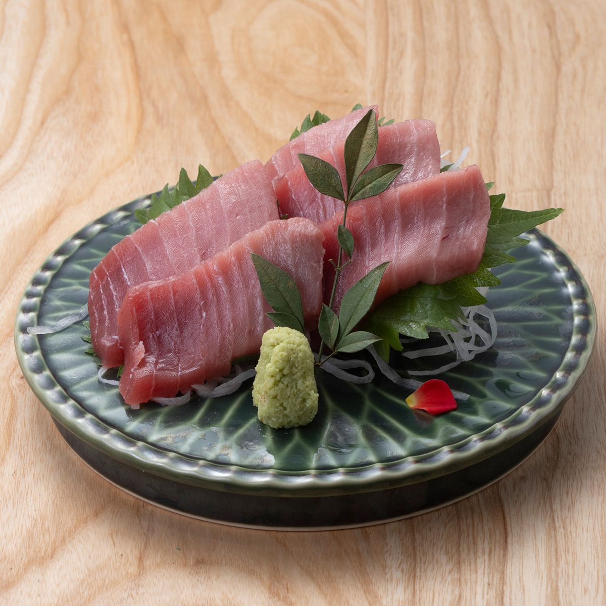 生本マグロ刺し