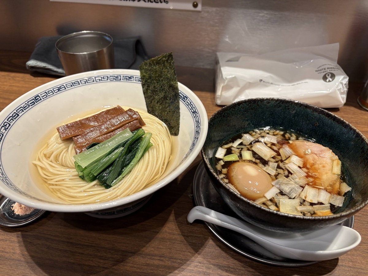 昆布水つけ麺が提供されてきました