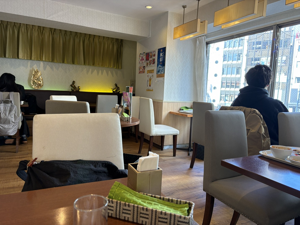 バンコクオリエンタルの店内