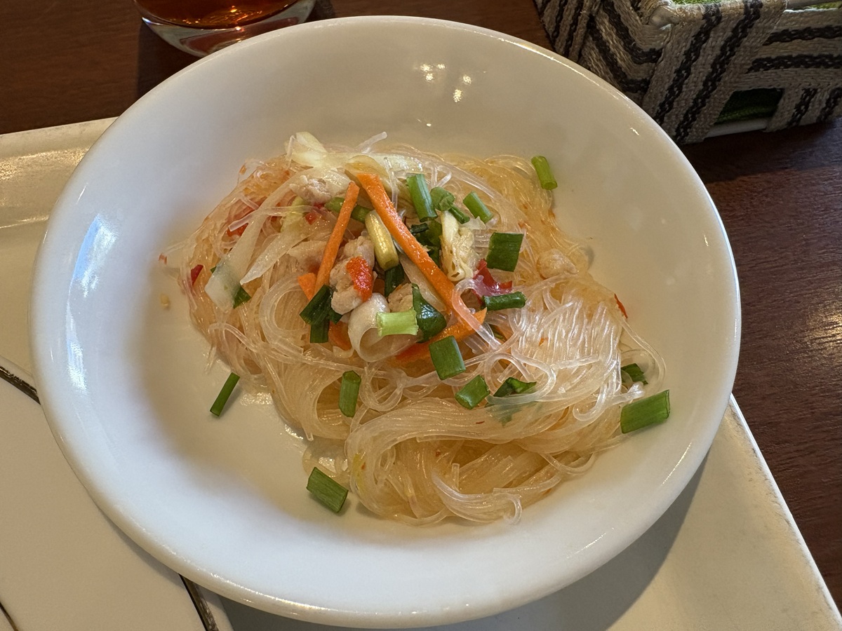 タイスタイルの春雨サラダ
