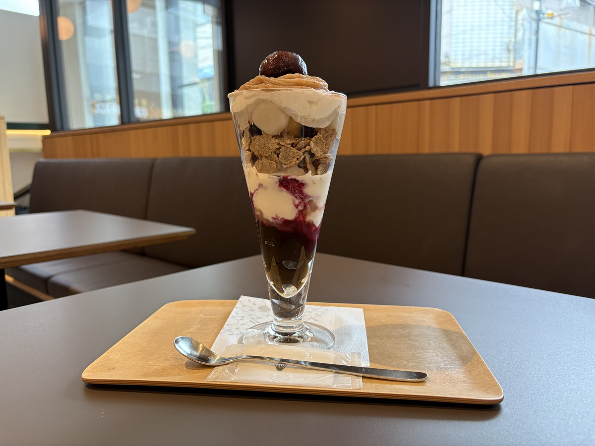 大人のモンブランパフェ