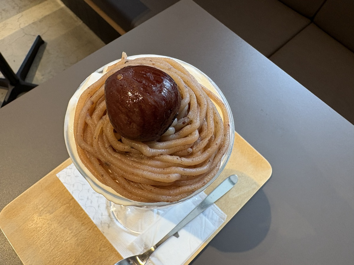 秋の定番　モンブランスイーツ