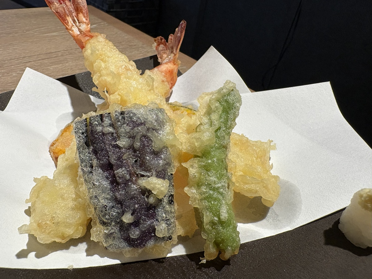 野菜と海老の天ぷら盛り合わせ