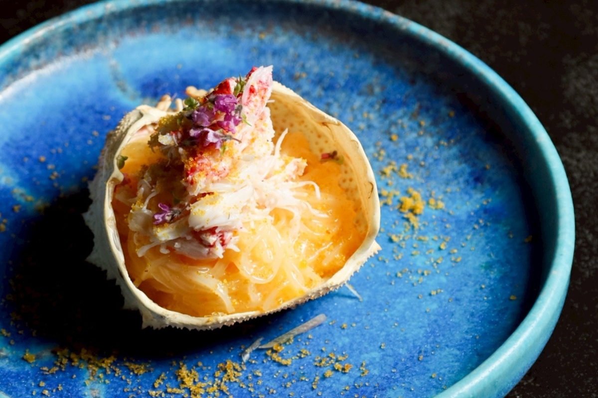 毛蟹と春雨の黄金カラスミ和え