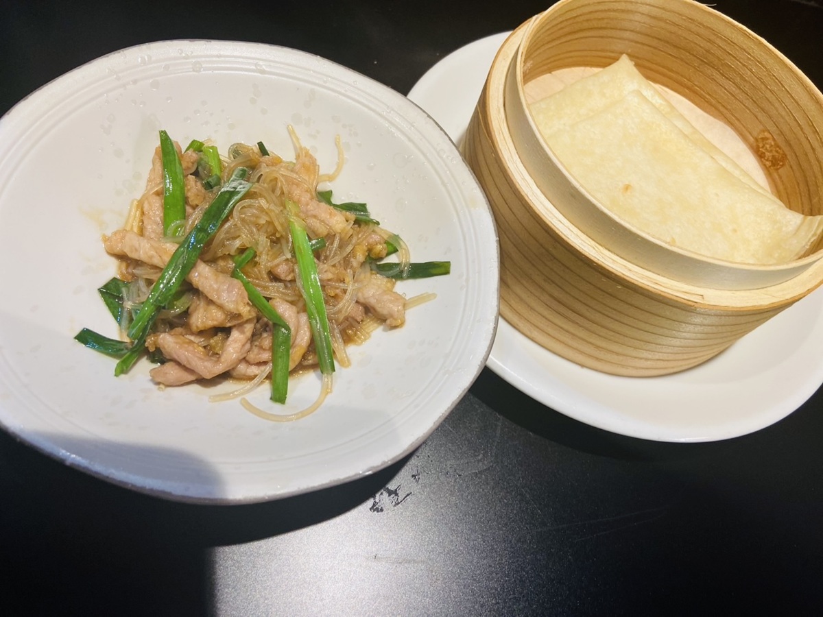 豚ニラクレープ包