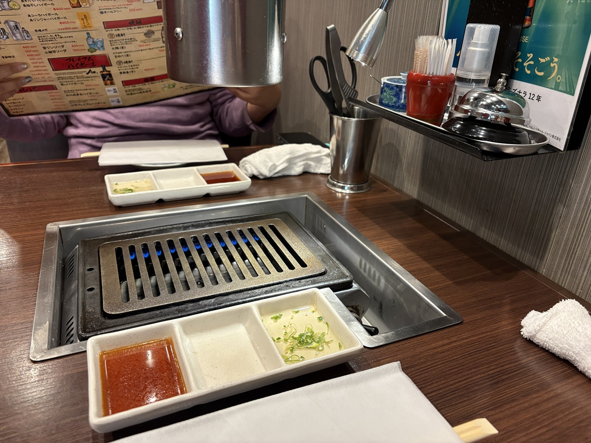 2階はテーブル席