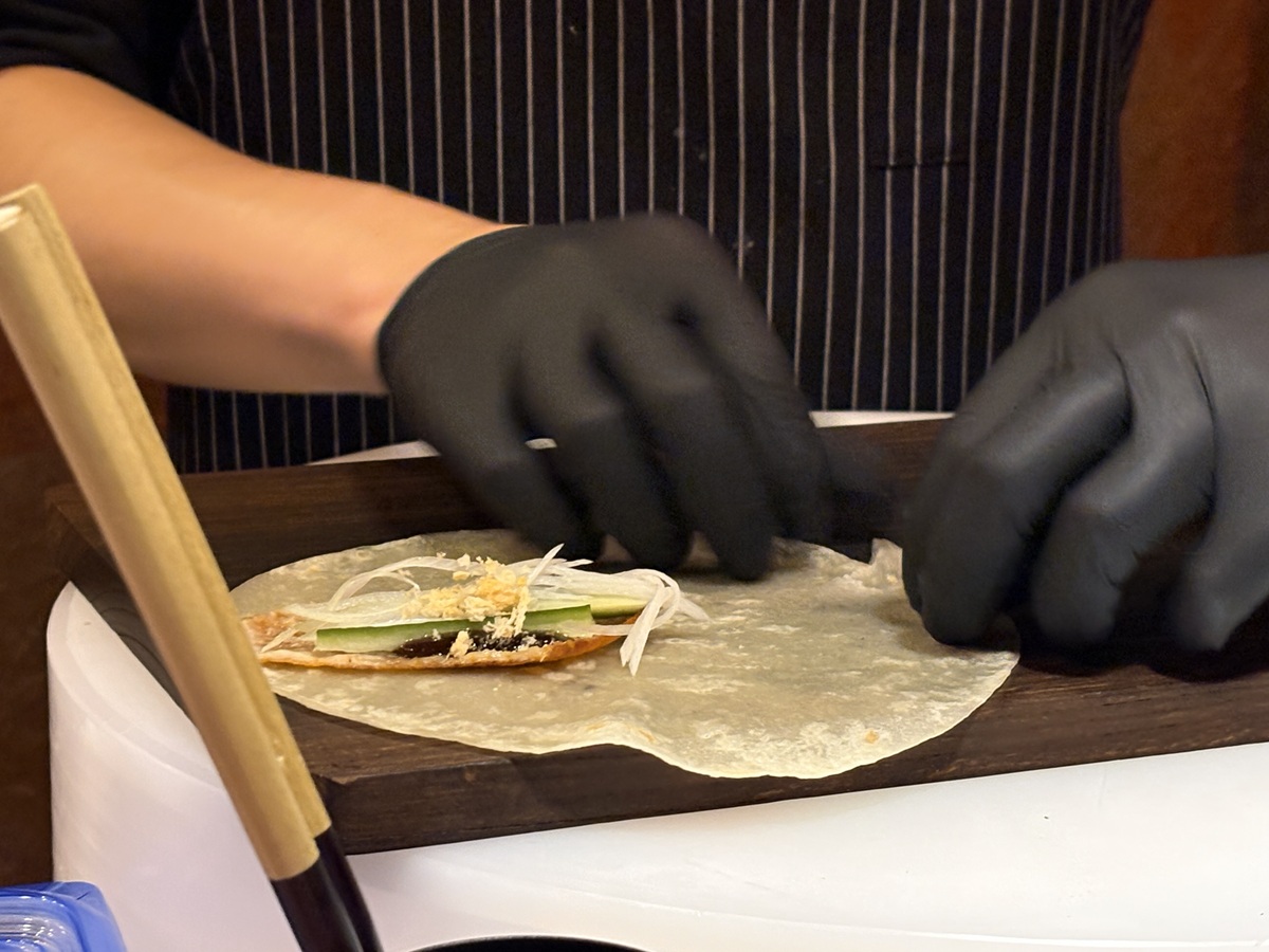 目の前で仕上げてくれる