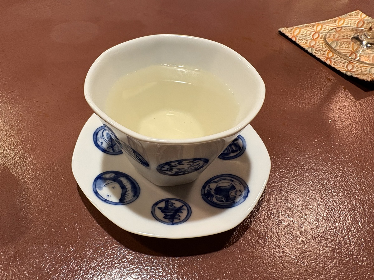 お茶を飲みながら余韻にひたります