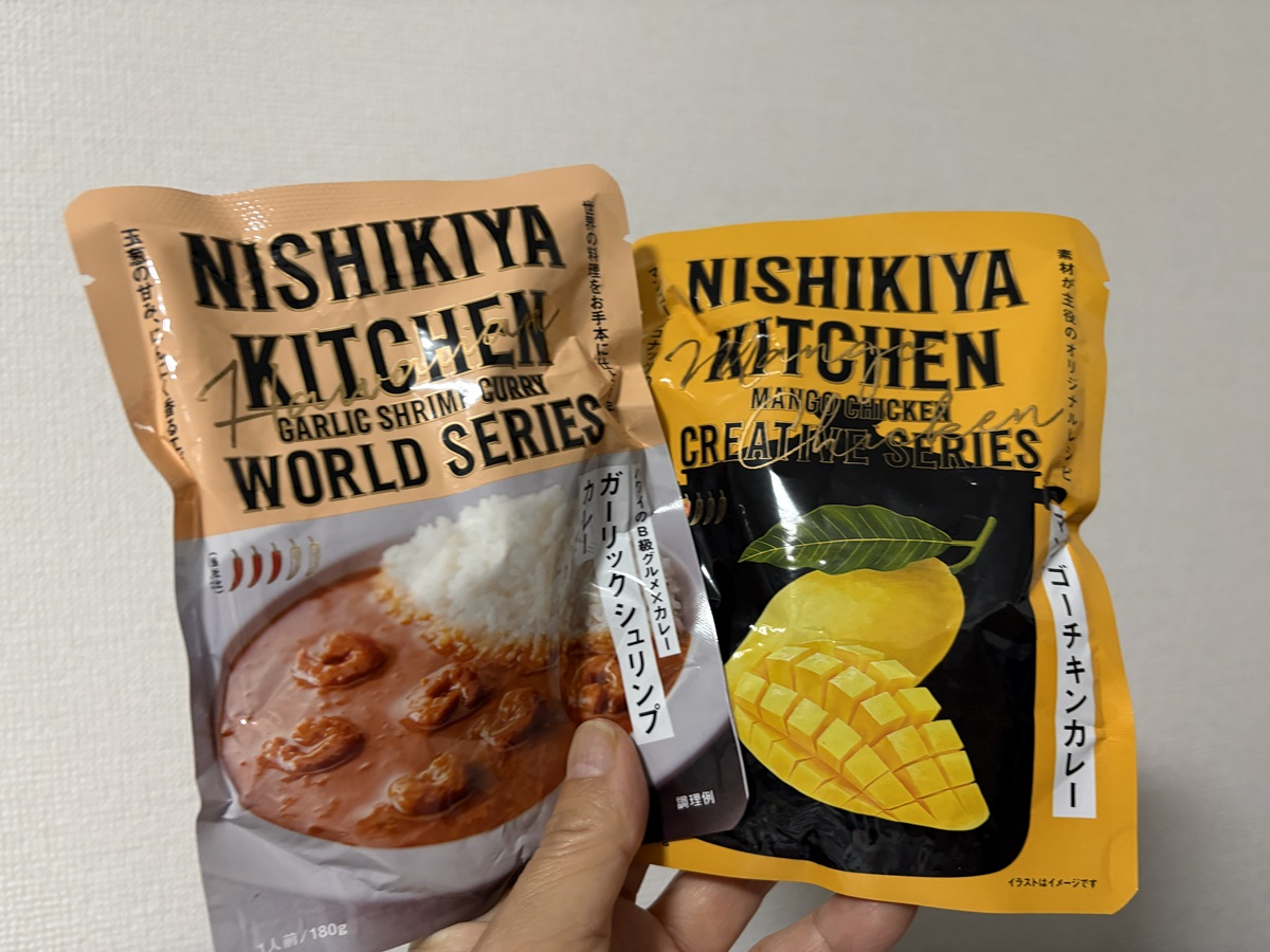 ガーリックシュリンプカレーとマンゴーチキンカレー