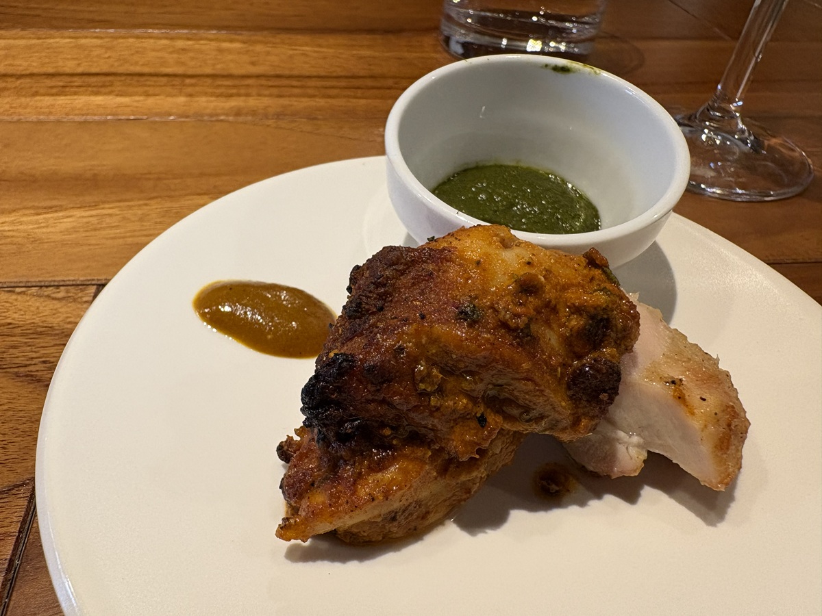 タンドリーチキンとチキンマライティッカを試食