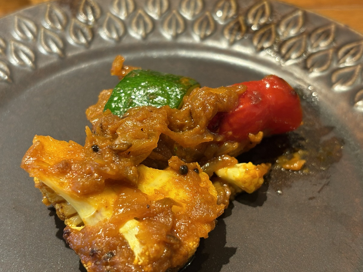 玉ねぎの甘味とタマリンドの酸味が融合