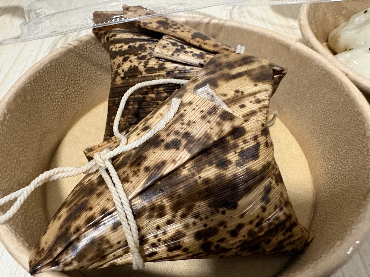 豚の角煮が入ったちまき