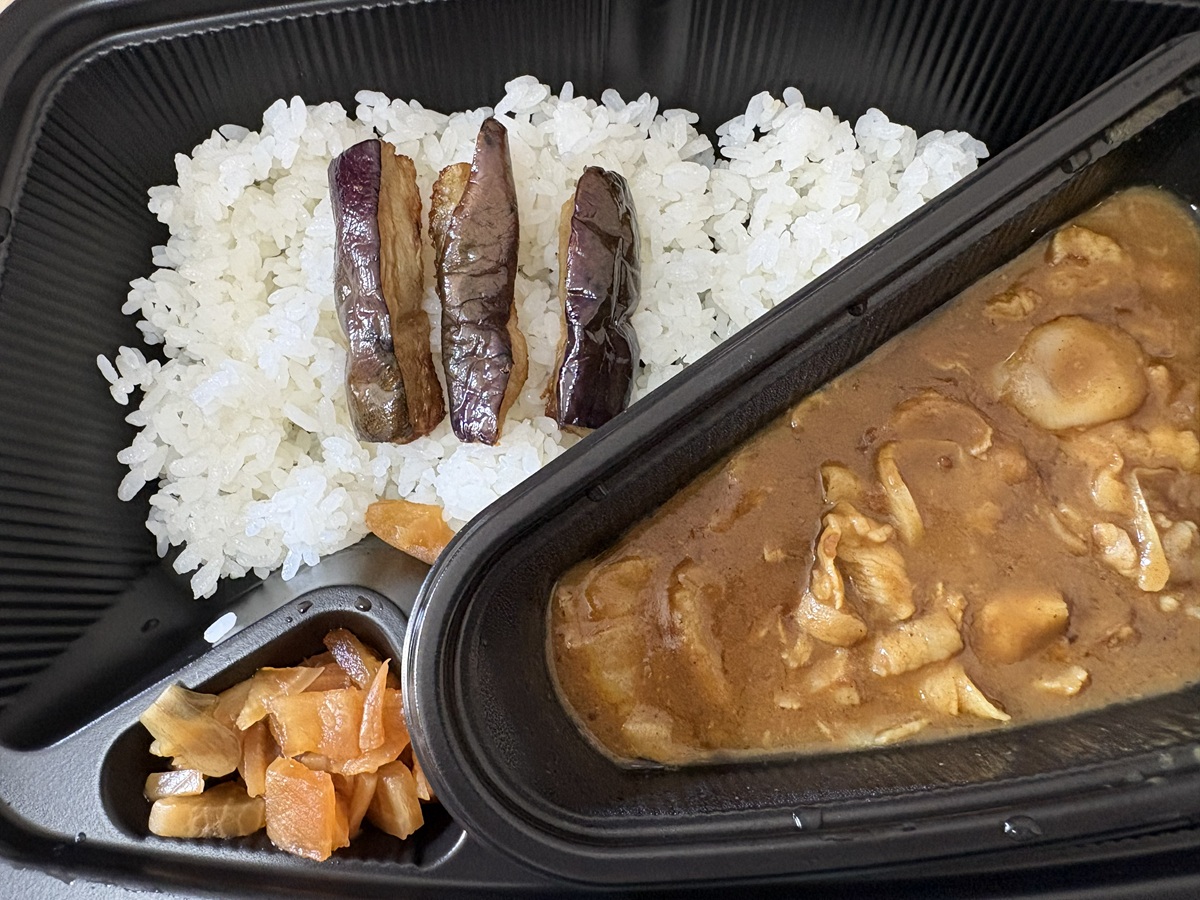 豚しゃぶカレーにトッピングはなす