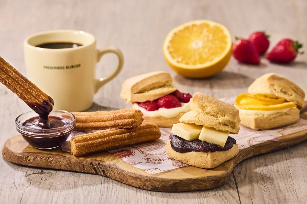 「作りたてスコーンサンド」がリニューアル