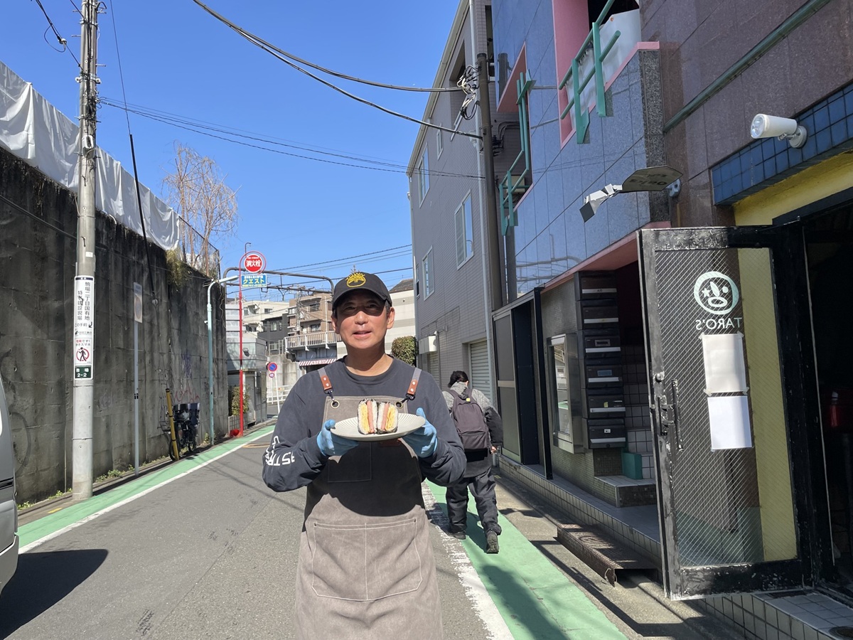 具だくさんのおにぎらずを開発したケンさん