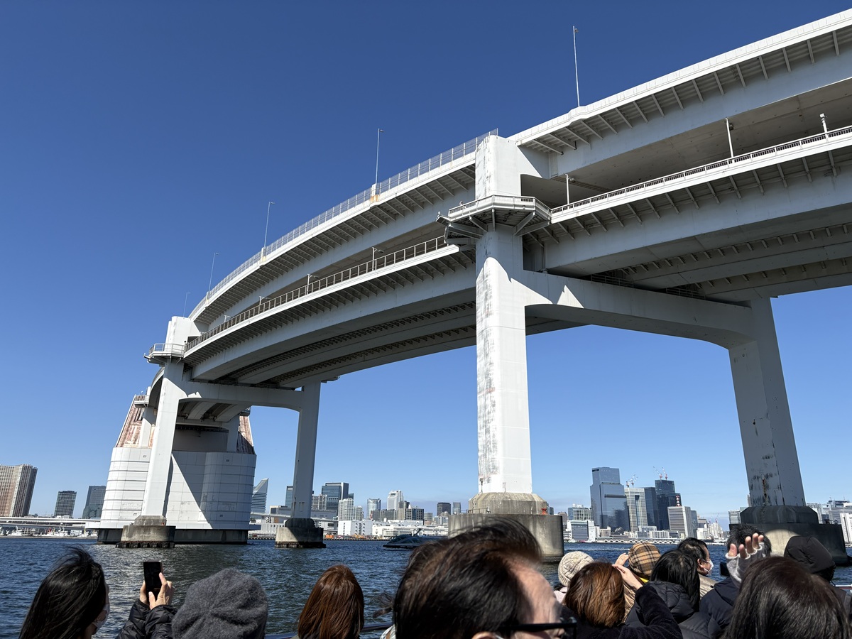 歩いて渡れるレインボーブリッジ