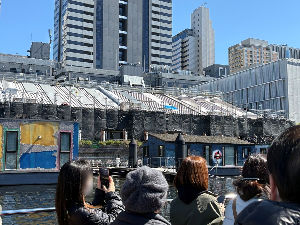 天王洲運河に浮かぶホテル