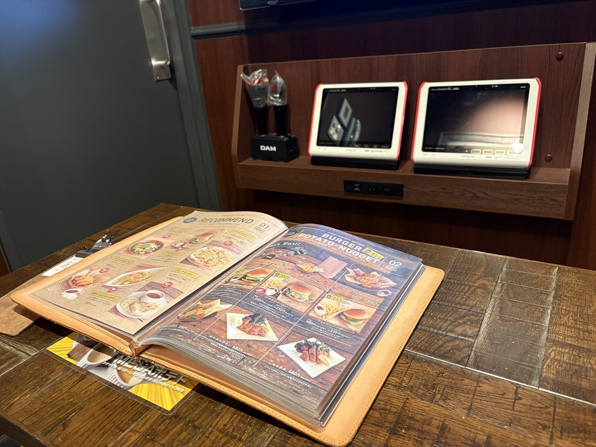 フードメニューも充実