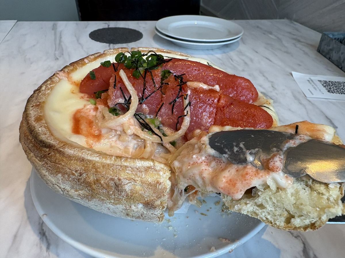 明太パスタとピザ生地で2度おいしい