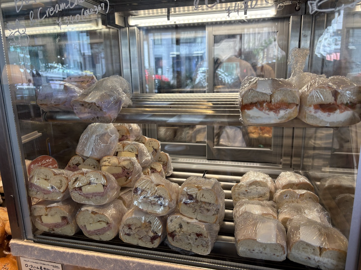 ベーグルサンドもあります