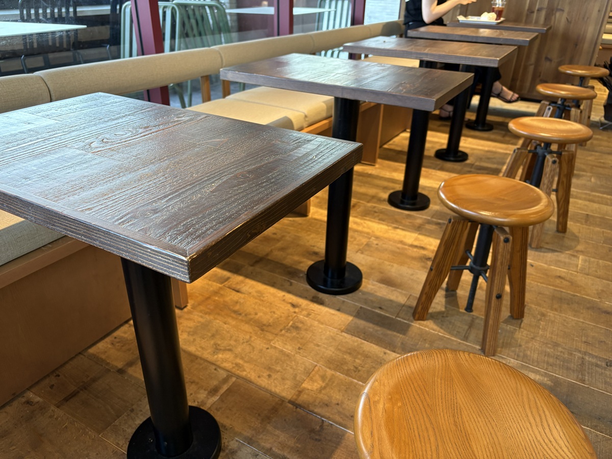 ムギベーグルの店内