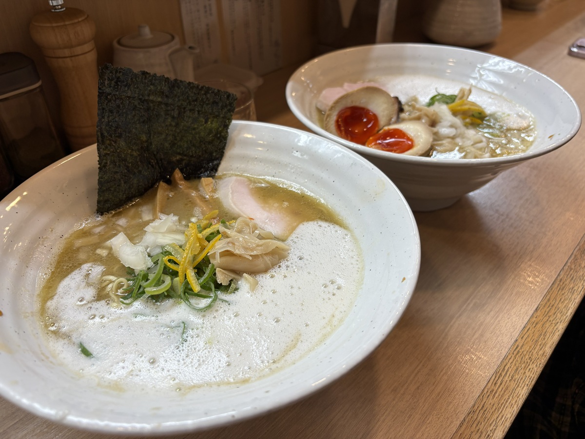 鷄のとりこ　白と特選鷄のとりこ　白