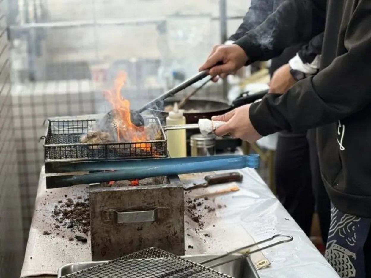 九州料理 ひむかの鶏の炭火焼き